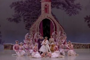 Приморская сцена Мариинского театра представит в Петербурге «Тщетную предосторожность»